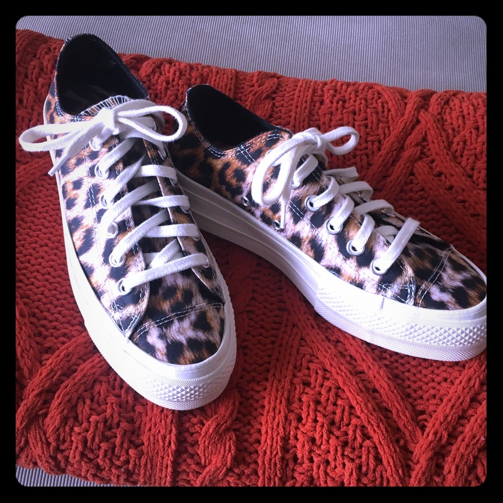 Converse platform sneakers